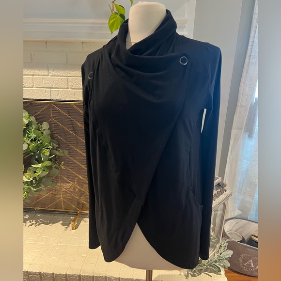 YOGALICIOUS wrap jacket - Picture 1 of 5